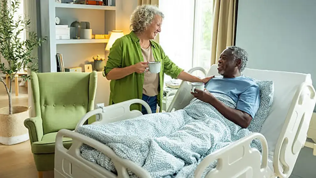 Home Care Bed for Elderly2